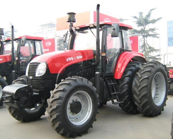 Quality YTO X1604 4x4 160HP Agriculture Farm Tractor With Flexible Steering wholesale