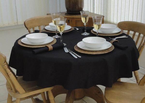 Cheap Waterproof and Oil Proof PP Non Woven Table Cloth Tear Resistant for sale