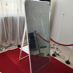 Quality 65 Inch Selfie Mirror Photo Booth Big Screen white Color For Rent wholesale