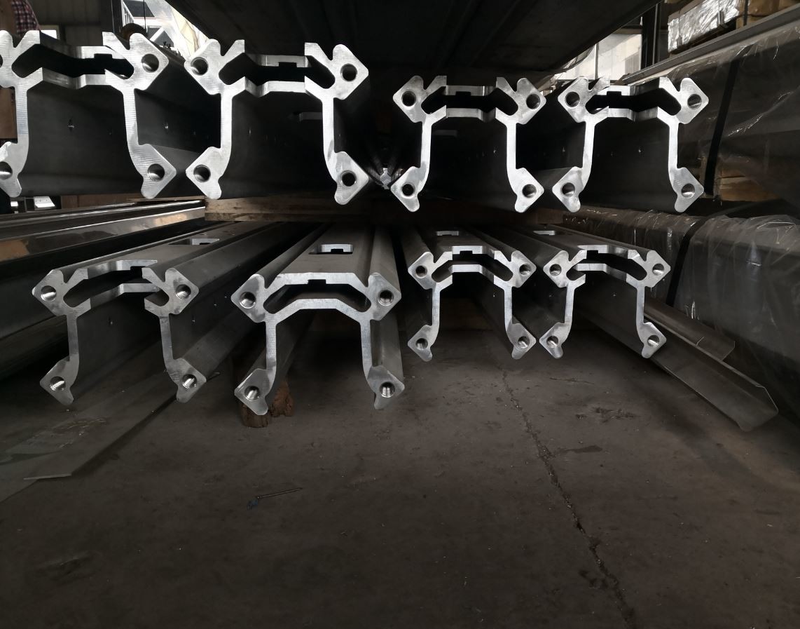 Quality 14 Feet Machined Aluminium Extruded Profiles S1D Feed Beam Retractable wholesale