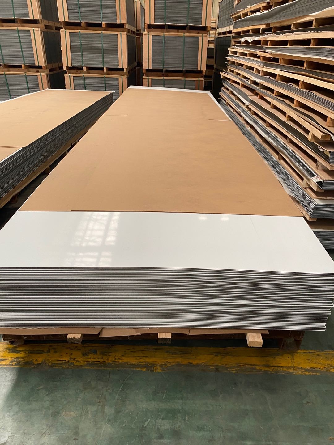Quality Kynar 500 Resin PVDF Coated Aluminum Composite Board For Building Cladding Exterior wholesale