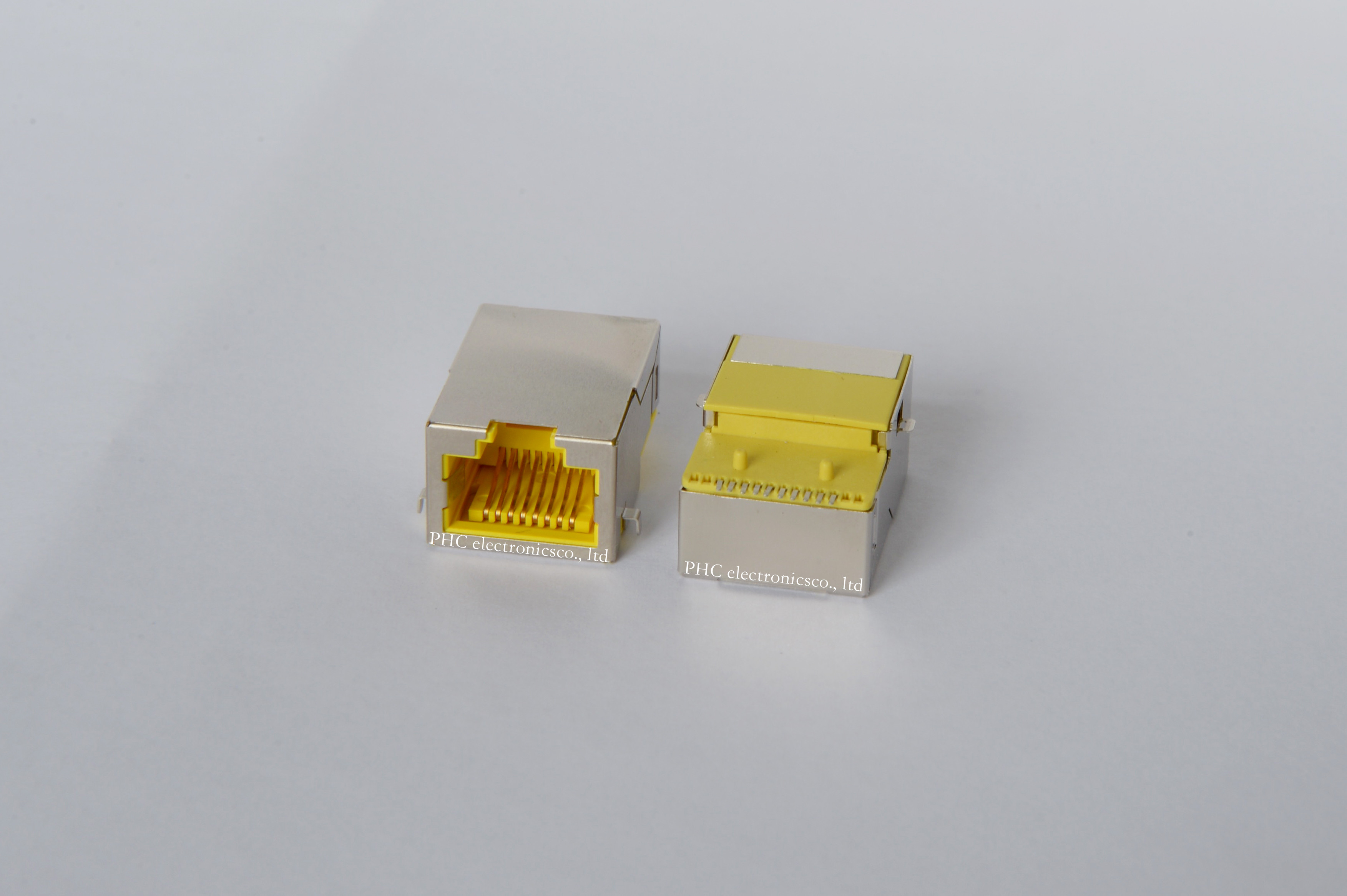 Quality 1000M 90 Degree Low Profile Rj45 Jack With Transformer SMT With Shielded Yellow wholesale