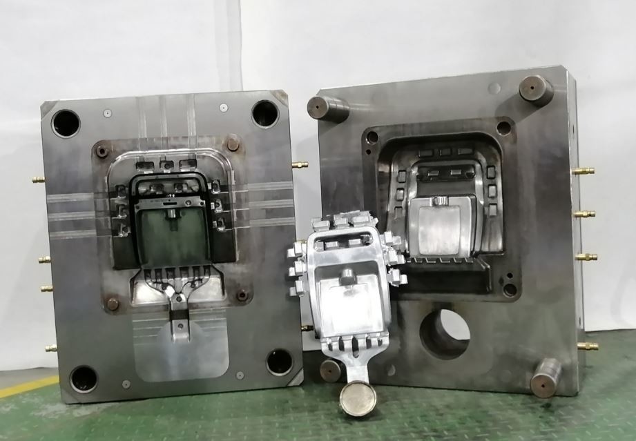 China Metal Die Casting Mold High Precision Rapid Prototyping Machining on sale