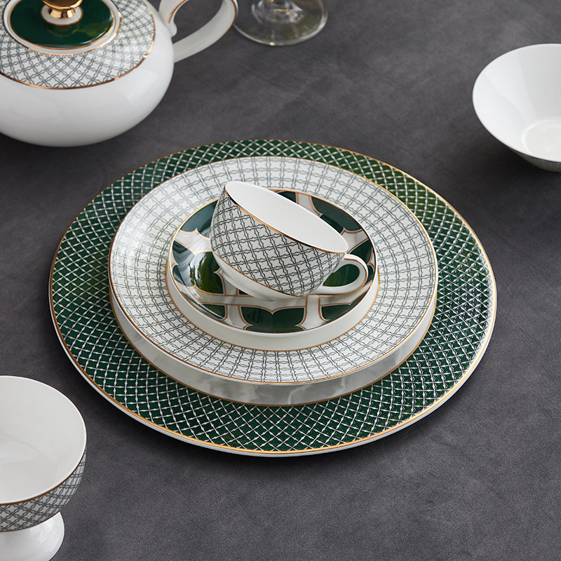 China Customized Ceramic Tableware Set , Porcelain Plates Sets Eco Friendly OEM on sale