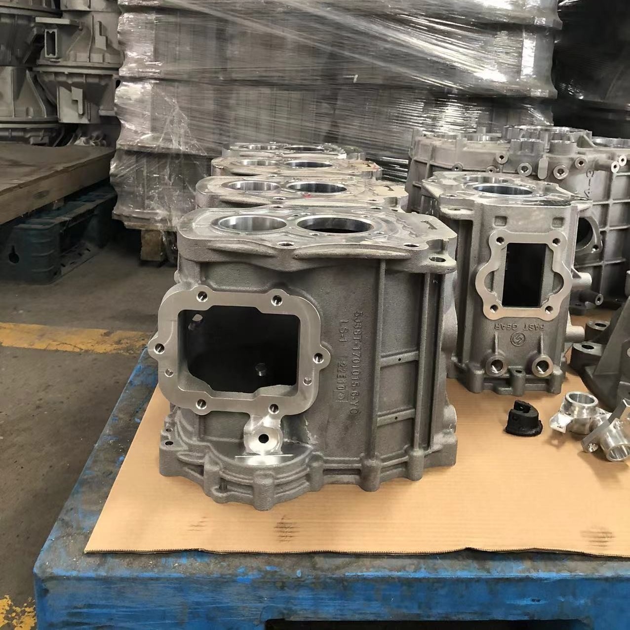 Quality 6063 Lm4 Aluminium Investment Castings Gearbox Housing Casting wholesale