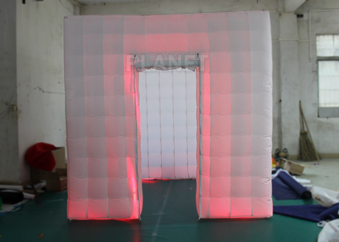 China Outdoor Inflatable Photo Booth Double Triple Stitches Customized Color on sale