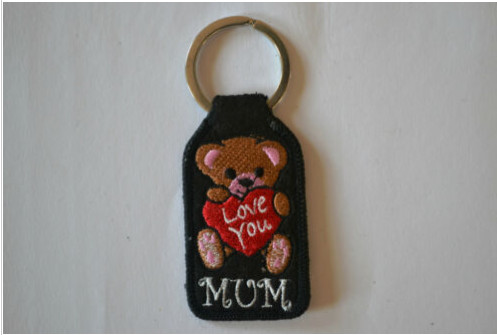 Quality LOVE YOU MUM embroidered key chain 130x30mm Twill Polyester Cotton wholesale
