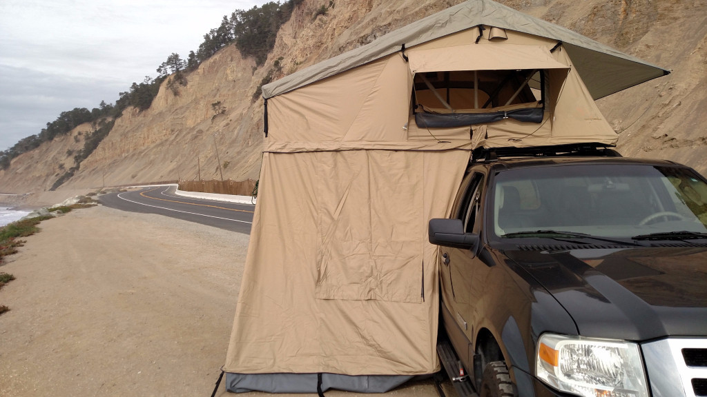 Quality Outdoor Camping Truck Bed Roof Top Tent For Top Of Jeep Wrangler CE Approved wholesale