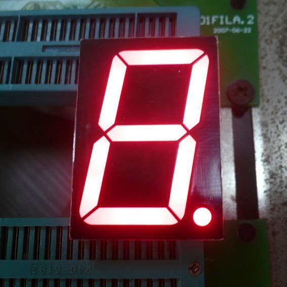 China Super Red Segment LED Display Common Anode 2.3inch Single Digit 7 Segment Display on sale