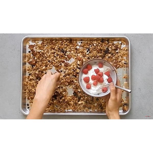 Non - Stick Rectangle Aluminium Baking Tray , Bakers Half Sheet Baking Pan