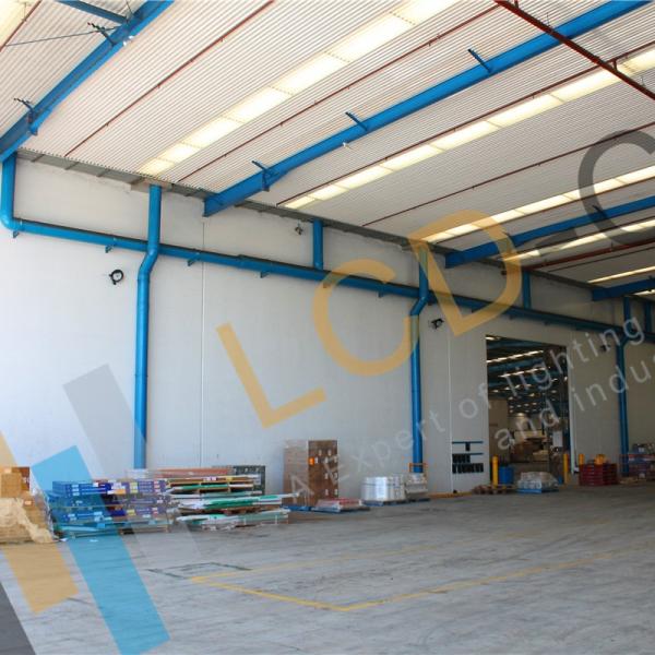 Warehouse Hook Round 220V IP66 200W LED Flood Light