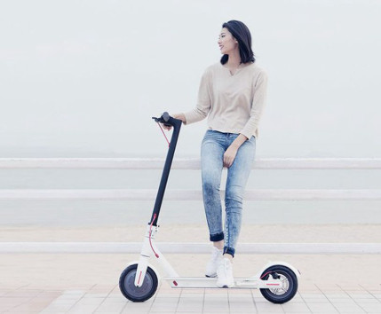 2 Wheels 7.8ah Foldable Electric Scooter Lightweight Adult Xiaomi With Li - Ion Battery