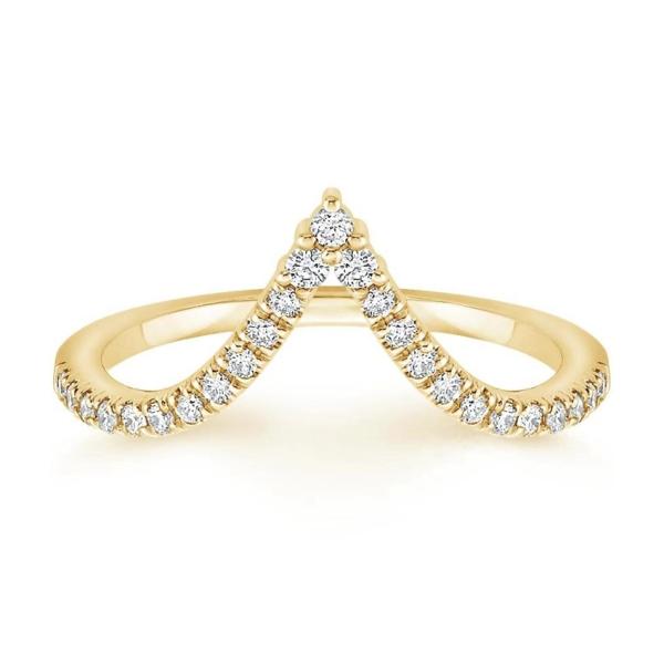 Exquisite Ring Features Shimmering Pavé Diamonds With 9K Gold For Women