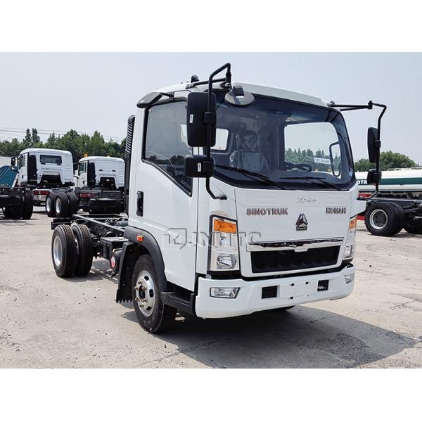 Sinotruck Howo 4x2 5 Ton 8 Ton Light Cargo / Dump Truck Chassis Diesel Fuel Euro 2 Emission Left Steering
