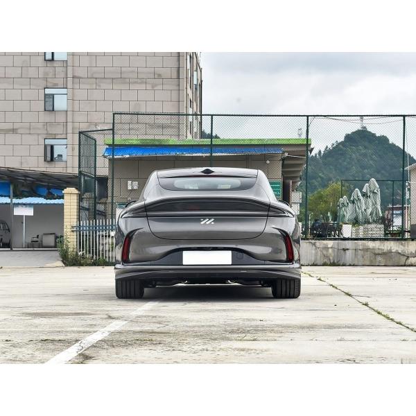 IM L6 Electric Car High Power 4WD Sports Car Max Super Performance 100kwh 75KWH 133KWH