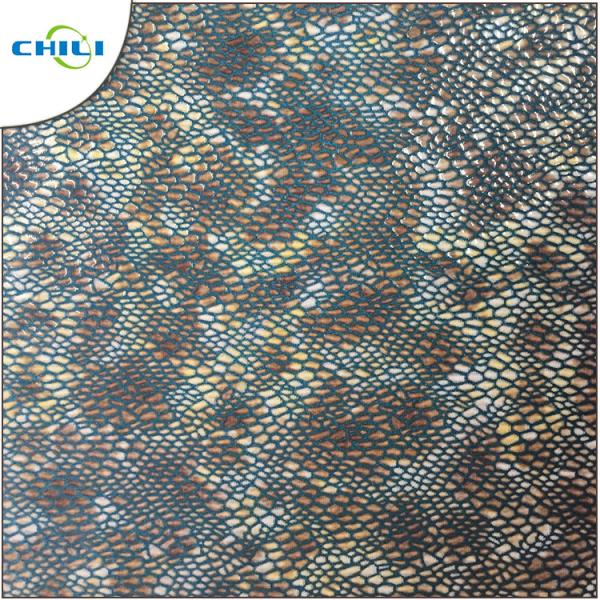 Flexible Faux Vinyl Fabric , Quilted Pleather Fabric Stretch Imitation Patterned