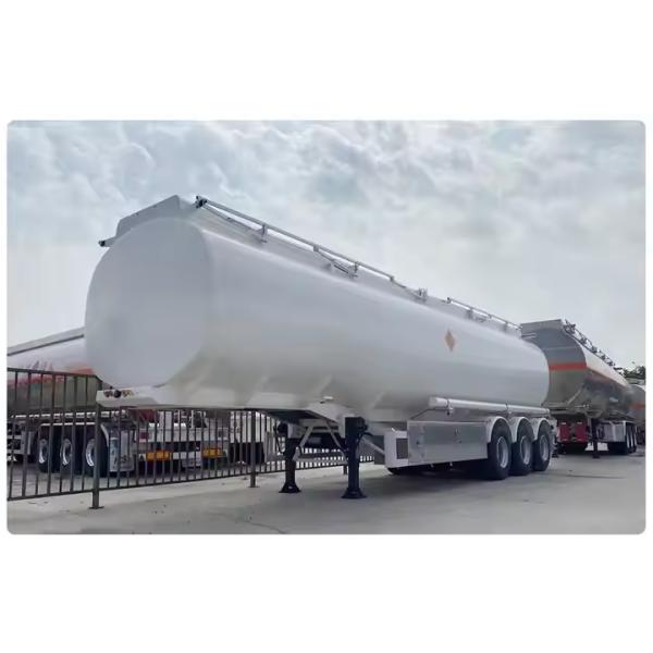 CIMC 30408 Stainless Steel 4 Warehouse 28 Cubic Meters Liquid Tank Trucks