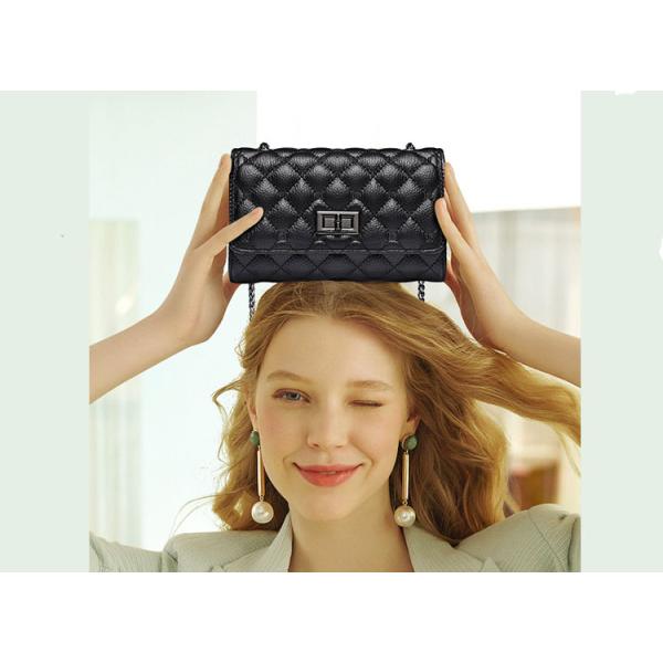 2019 new design a crossbody leather lady cell phone and chain small mini bags