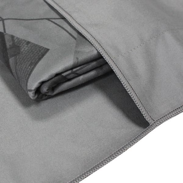 Zipper Bag Waffle Weave Drying Towel Travel Beach Towel OEM