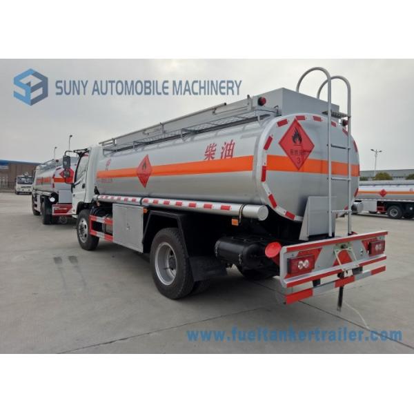 Foton Oil Tank Truck 4*2 Fuel Tank Truck 138 HP carbon steel Tanker Truck