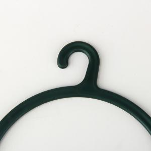 Quality Green Color Round Plastic Scarf Hangers Customized Logo For Retail Store wholesale