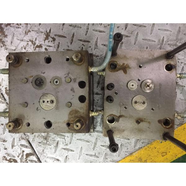 Custom designed injection mould for high-precision plastic gears and parts