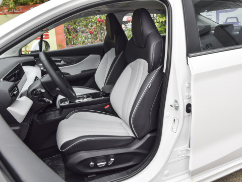 BEIJING EU5 Electric Compact Car 4 Door 5 Seat For Ride Hailing