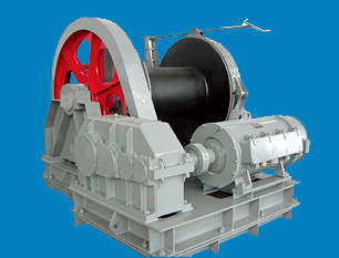 Marine Deck Equipment for Lift Pull and Rotation in Ship Mooring and Anchoring Applications
