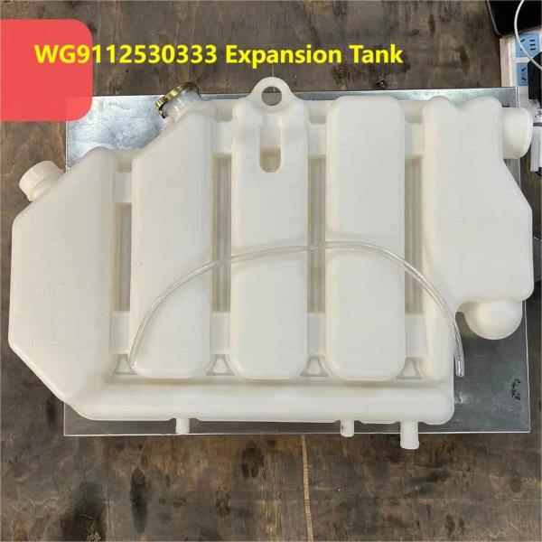 Auxiliary Water Tank WG9112530333 HOWO Truck Parts Engine Coolant Reservoir