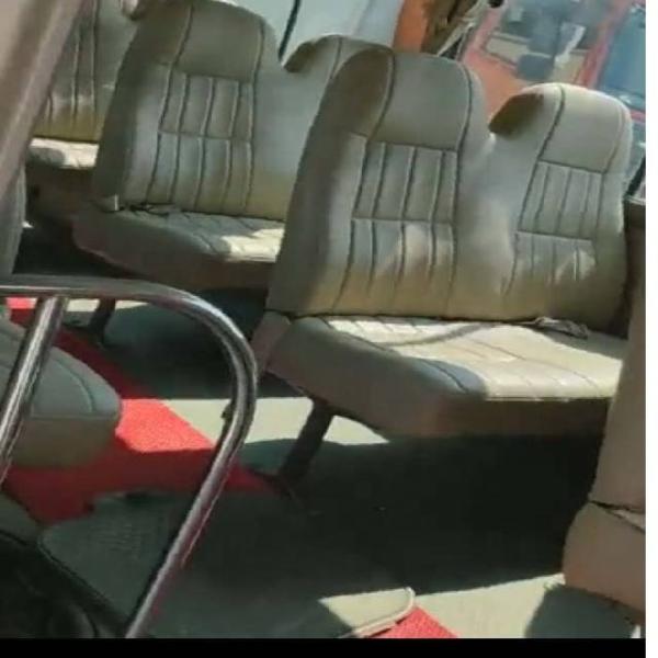 Clean Golden Color 39000km Used Toyota Coaster Bus With Left Steering