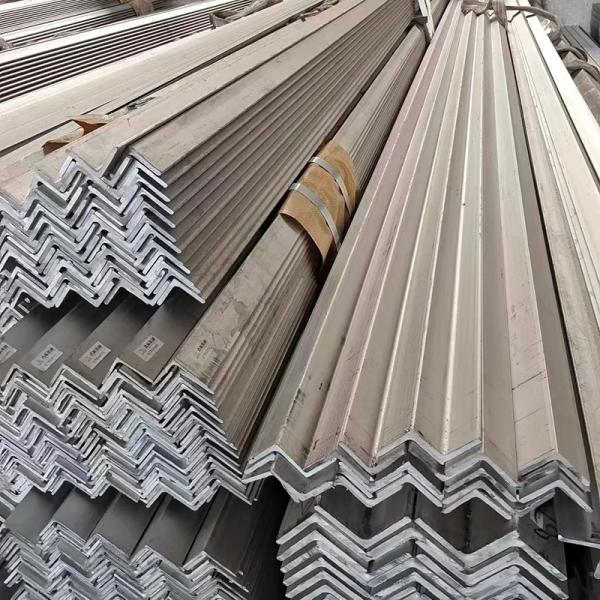 UNS S32750 2205 Stainless Steel Equal Angle Bar AISI 2304 Duplex For Power Transmission