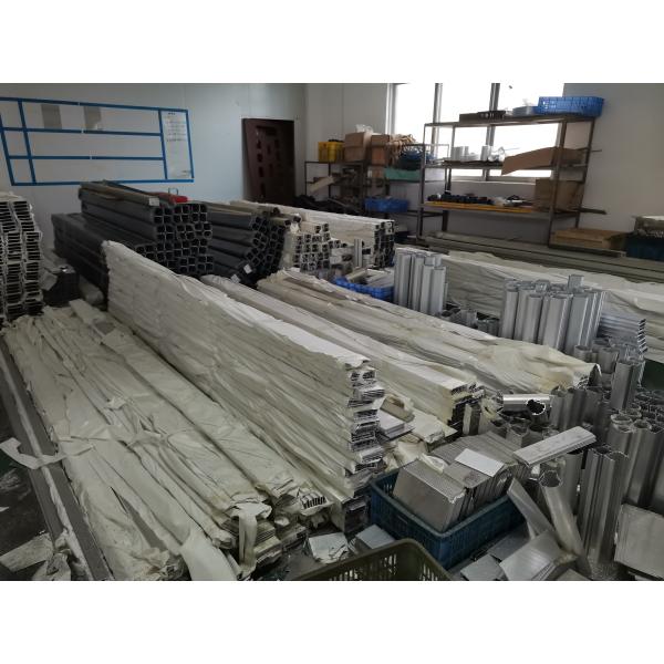 USB A+C Fast Charging Wireless Charger 3 Power Outlets Pop-Up Desktop Kitchen Socket UK Plug Standards Tabletop