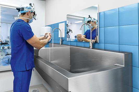  Three-Person 1.2mm SUS304 Stainless Steel Surgical Scrub Sinks For Sale