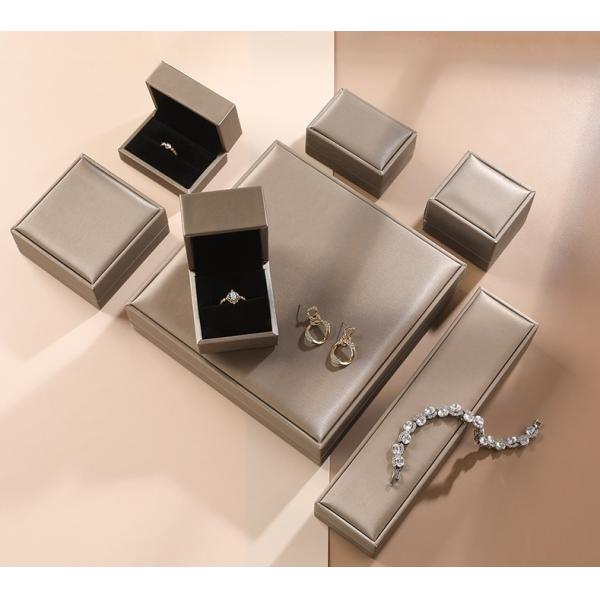 High-Grade Gold Label PU Jewelry Box Ring Box Bracelet Pendant Necklace Packaging Box Jewelry Packaging Box Customization