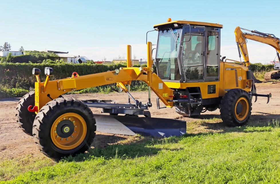 215-270 HP GR1003 Motor Grader Perfect Combination of Strength and Precision
