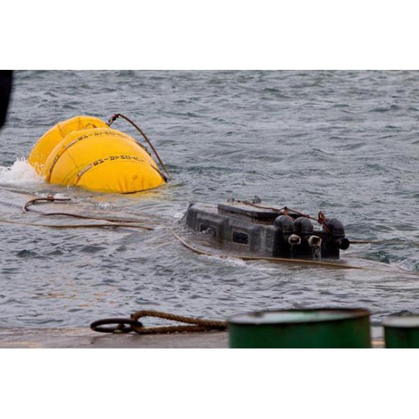 High Pressure Underwater Lift Bags , Inflatable Lifting Bags For Lifting Boats