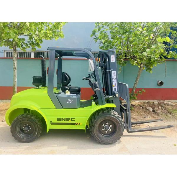 3000kg-5000kg 4wd Rough Terrain Forklift Off Road Forklift Lift Trucks