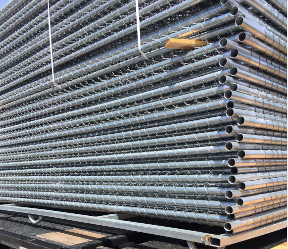 ODM Iron 1.8x3.6m Portable Chain Link Fence Panels For Playground