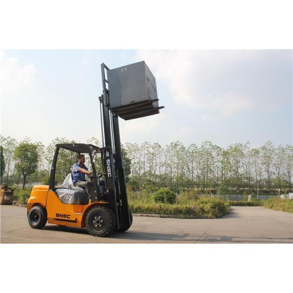 3000kg Counter Balance Diesel Forklift Truck for Sale