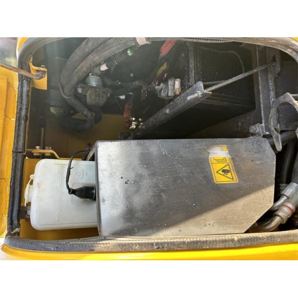 Used Komatsu Pc56-7 Excavator With Original Hydraulic Valve In Low Hours In Shanghai