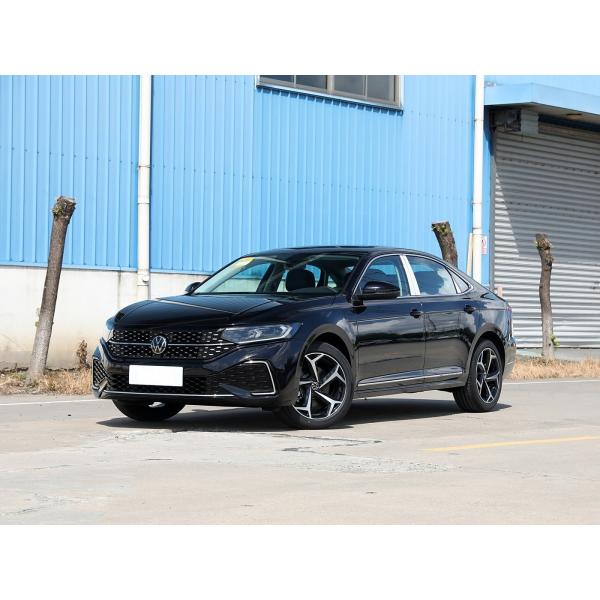 Vw Passat Car 2.0T FWD Medium Sized Sedan Volkswagens Petrol Vehicle