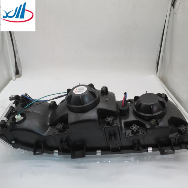 Sinotruk HOWO Styre Truck Cabin Spare Parts Glass Plastic WG9100720110 Head Lamp