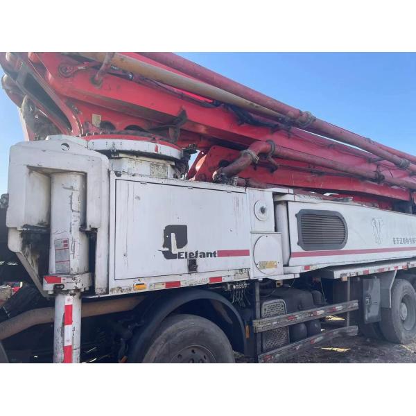 Used Concrete Pump Putzmeister 56-5 Meter With BENZ Chassis 8×4