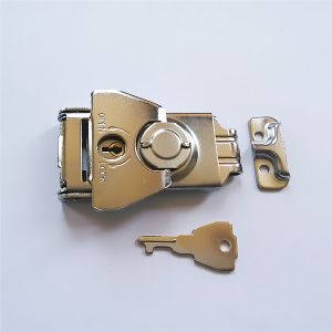 Quality Medium surface mount twist latch, keylockable. wholesale