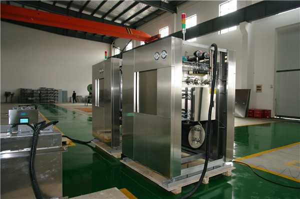 Polished Hospital Steam Sterilizer With Silicone Seal And Safety Interlock