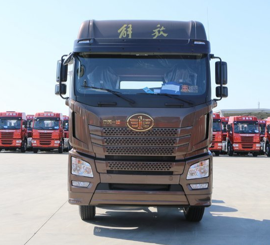 FAW JH6 420 Hp 6x4 10 Wheels Tractor Trailer Truck Head With ETON Transmission And JH06 Cab