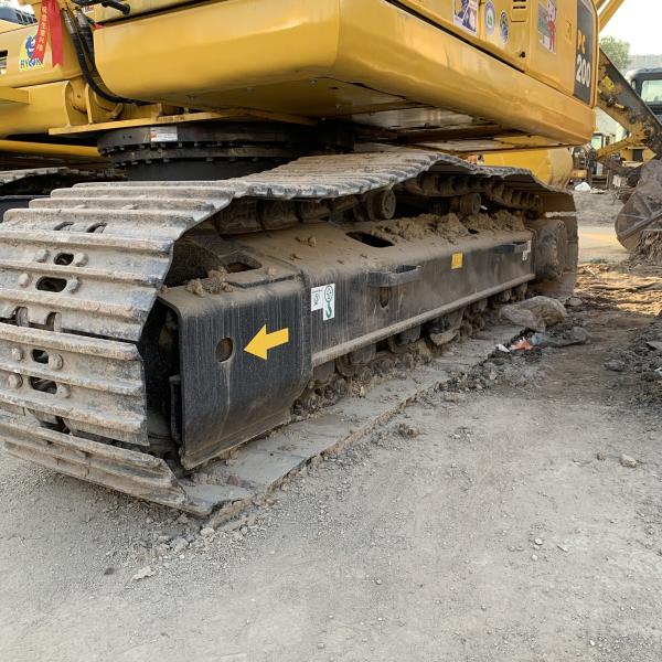 Used Komatsu Excavator 20 Ton PC200 Japan Digger with Cummins Engine