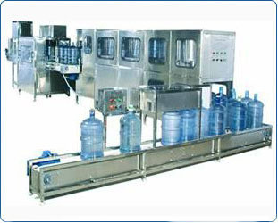 High Accuracy Soda And Soft Drink Making Machine With Ro System Stable Performance
