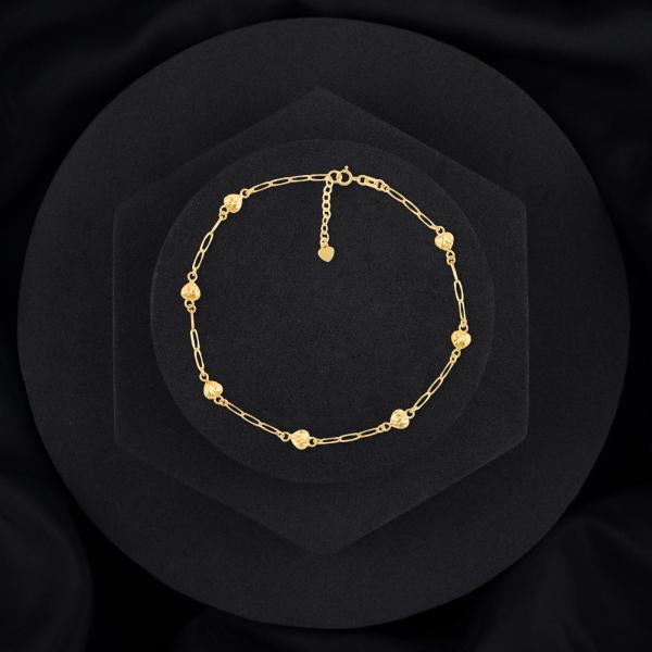 Personalized 18K Gold Anklets: Unique Name and Initial Charms