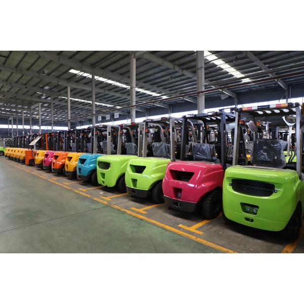 Side Shifter 4x4 Forklift YUNNEI Engine 3500kg Small Off Road Forklift